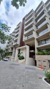 Descubre la libertad de vivir en el centro de todo, sin sacrificar tu privacidad. Paravian Private Living redefine el lujo urbano en Playa del Carmen con un diseño inspirado en la libertad de la Riviera Maya.